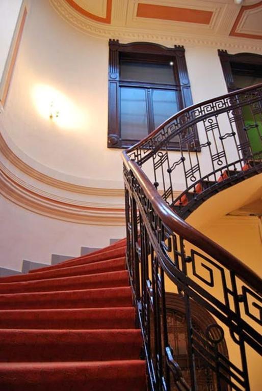 Hotel Victoria Тимишоара Экстерьер фото